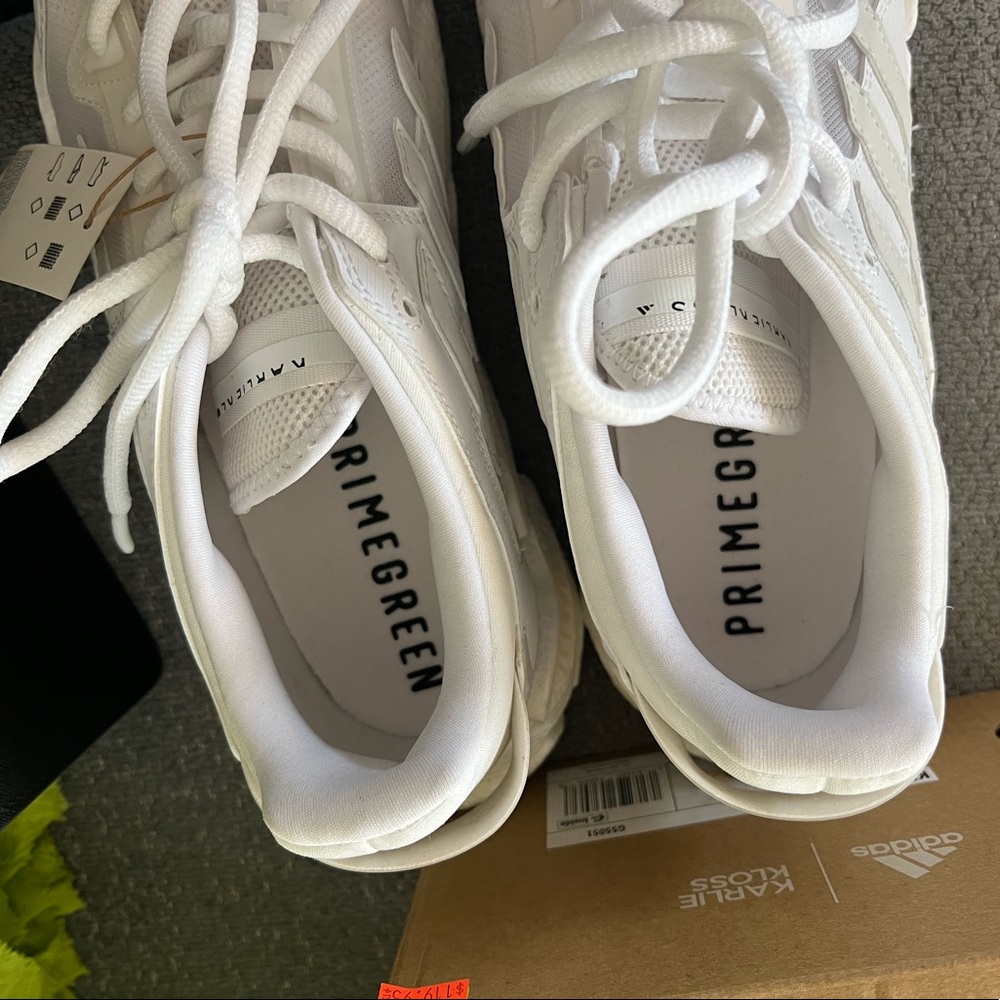 Adidas - Picture 5 of 7
